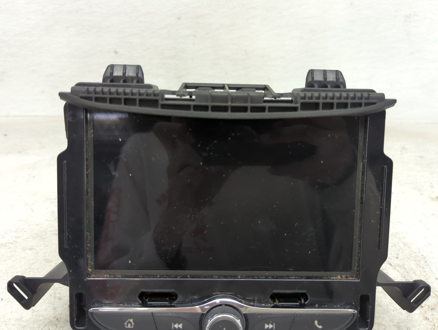 2018-2019 Chevrolet Trax Radio AM FM Cd Player Receiver Replacement P/N:84610605 Fits Fits 2018 2019 OEM Used Auto Parts - O