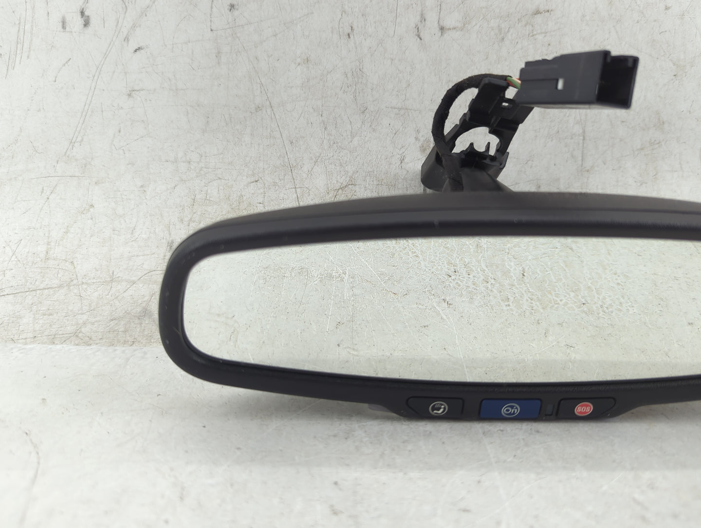 2013-2020 Chevrolet Trax Interior Rear View Mirror Replacement OEM P/N:A048070 Fits OEM Used Auto Parts - Oemusedautoparts1.