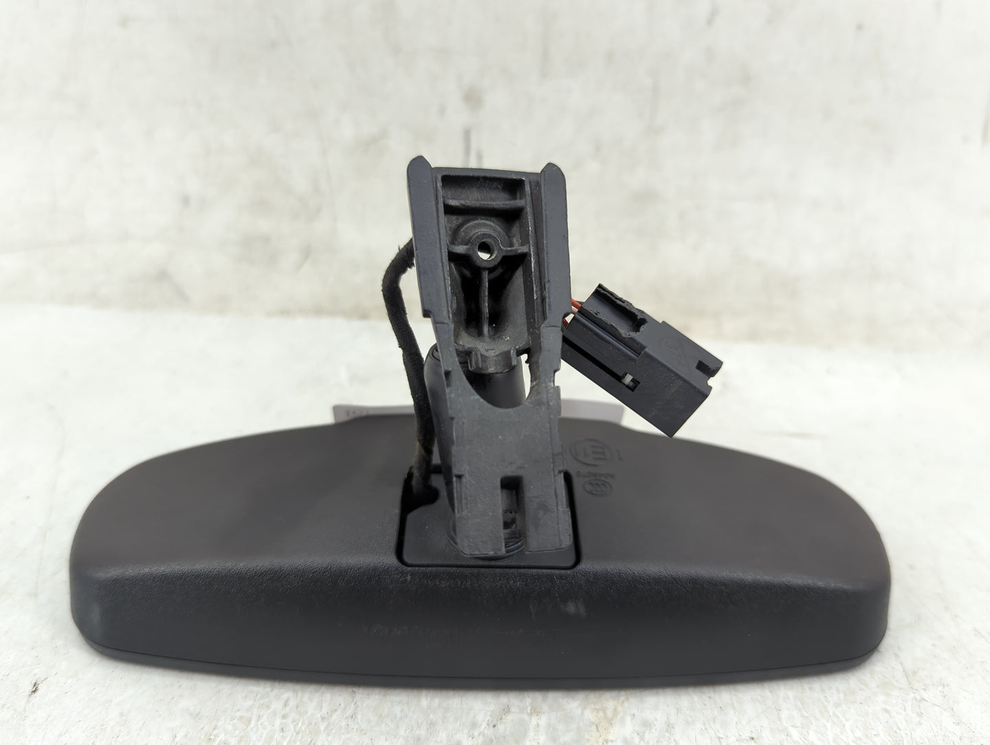 2013-2020 Chevrolet Trax Interior Rear View Mirror Replacement OEM P/N:A048070 Fits OEM Used Auto Parts - Oemusedautoparts1.
