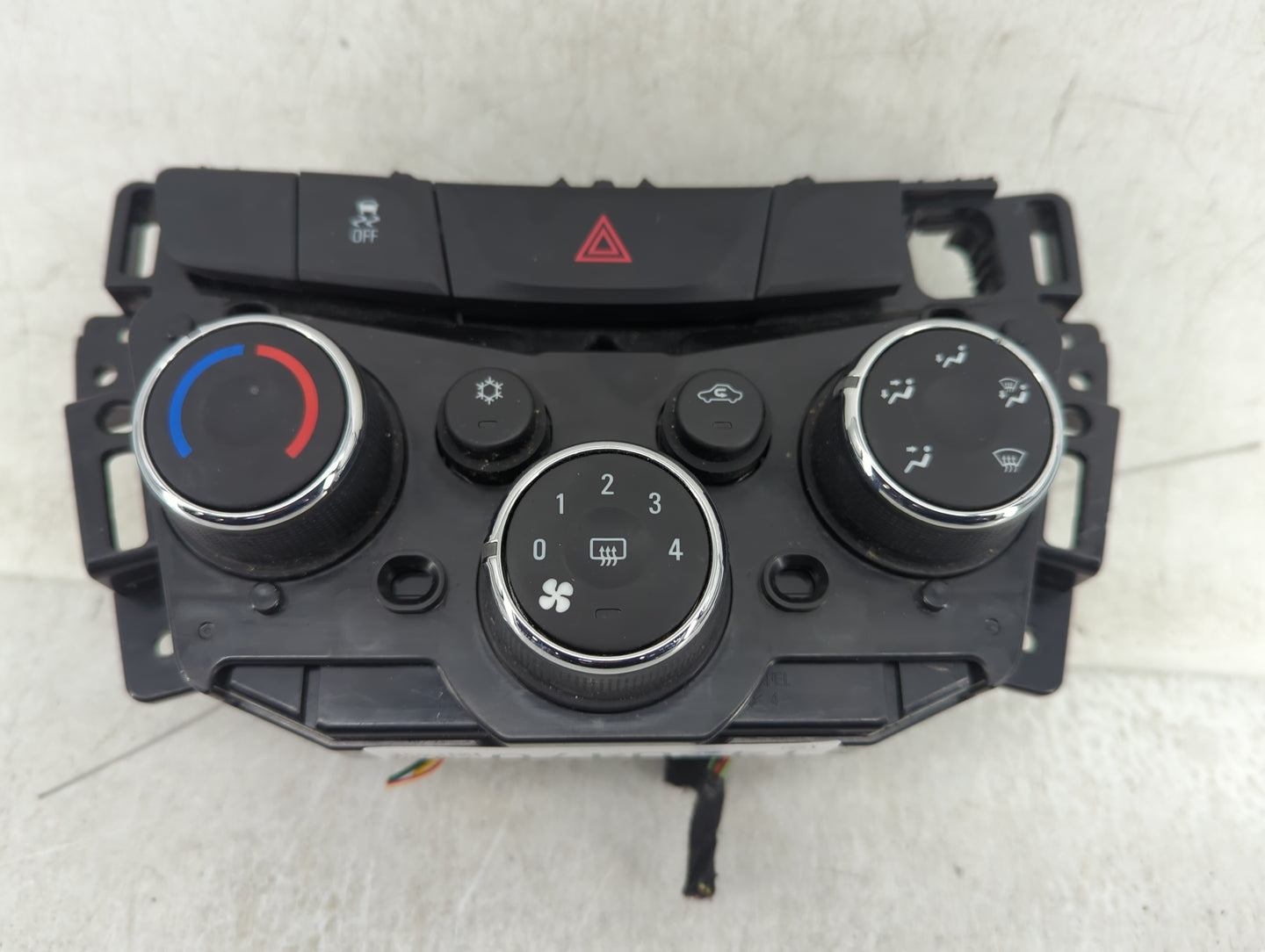 2017-2021 Chevrolet Trax Climate Control Module Temperature AC/Heater Replacement P/N:42521436 Fits Fits 2017 2018 2019 2020