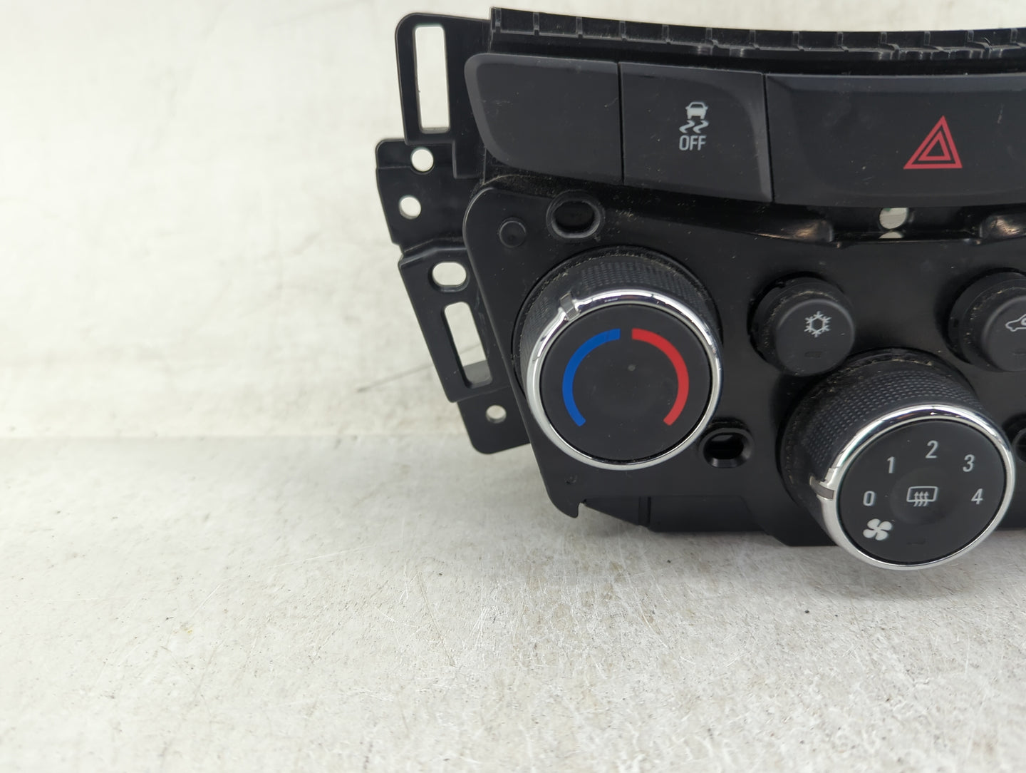 2017-2021 Chevrolet Trax Climate Control Module Temperature AC/Heater Replacement P/N:42521436 Fits Fits 2017 2018 2019 2020