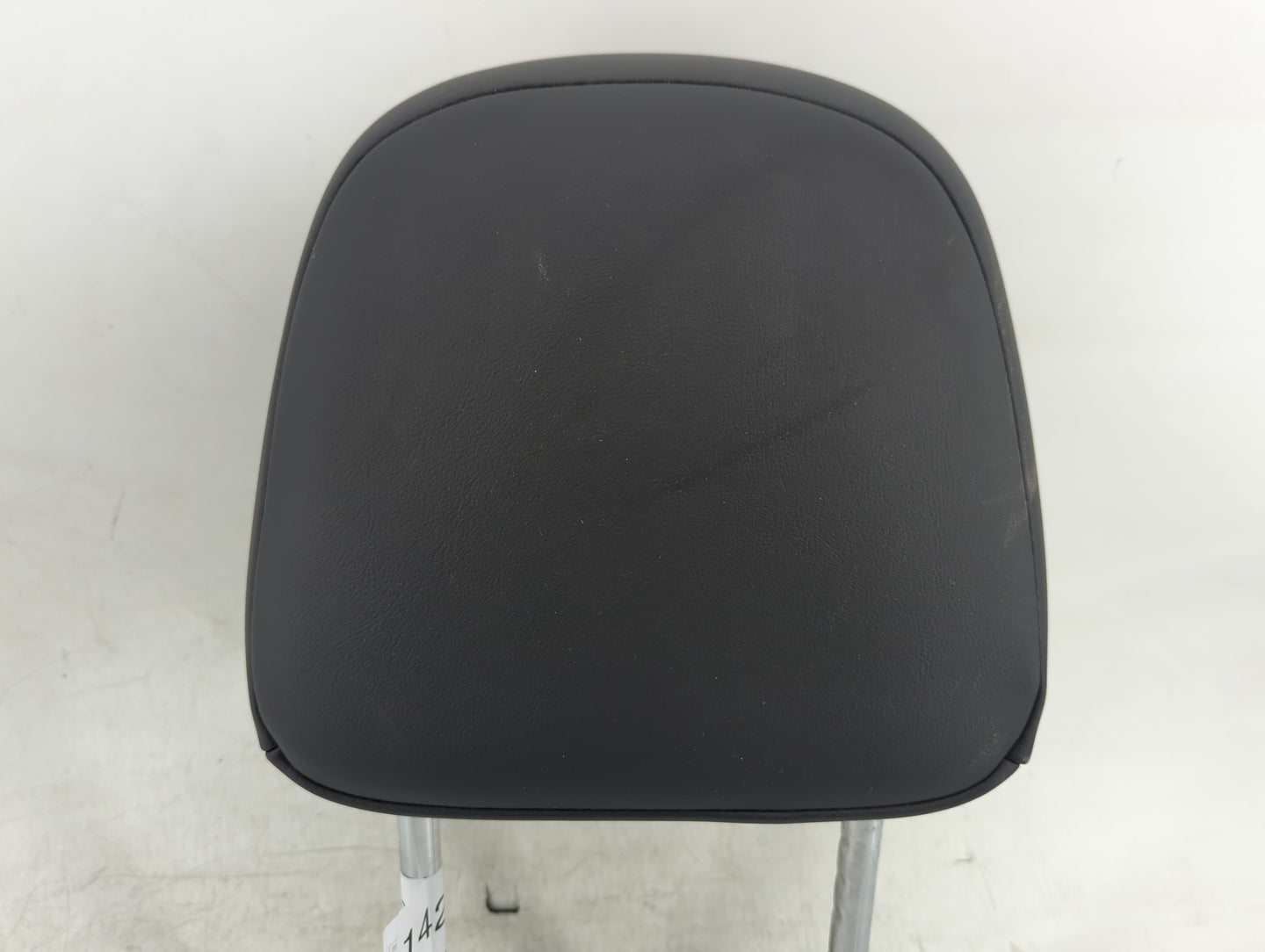 2019 Chevrolet Trax Headrest Head Rest Front Driver Passenger Seat Fits OEM Used Auto Parts - Oemusedautoparts1.com