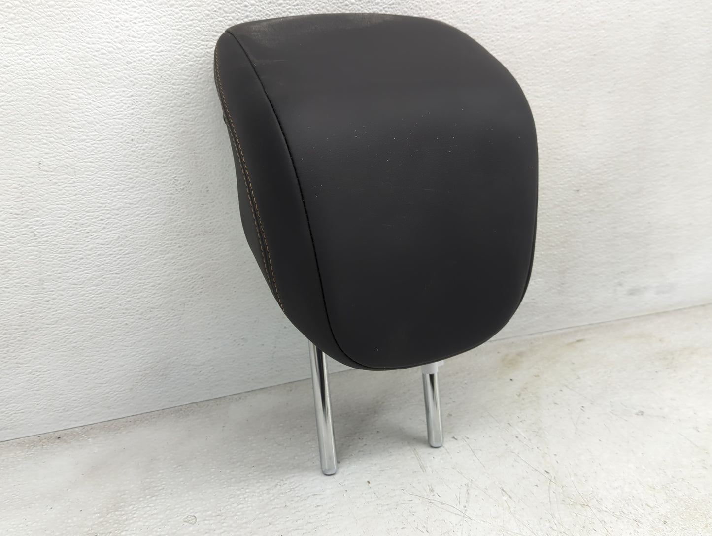 2015-2021 Chevrolet Trax Headrest Head Rest Rear Seat Fits Fits 2015 2016 2017 2018 2019 2020 2021 OEM Used Auto Parts - Oem