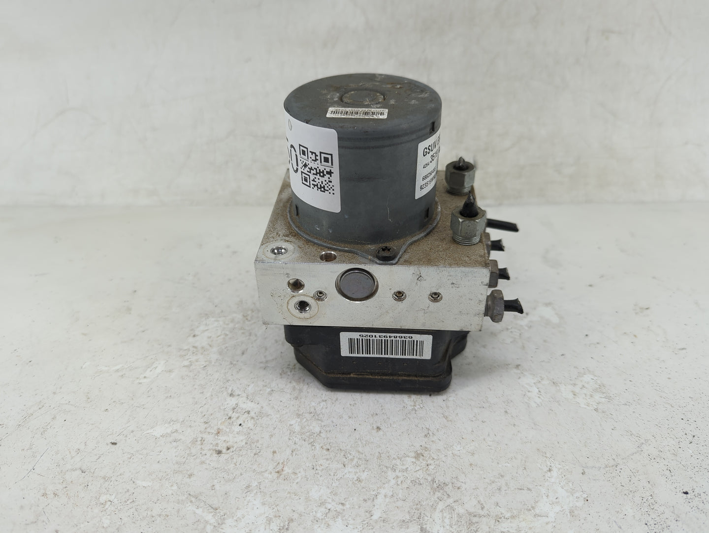 2017-2021 Chevrolet Trax ABS Pump Control Module Replacement P/N:42643519 Fits Fits 2017 2018 2019 2020 2021 OEM Used Auto P