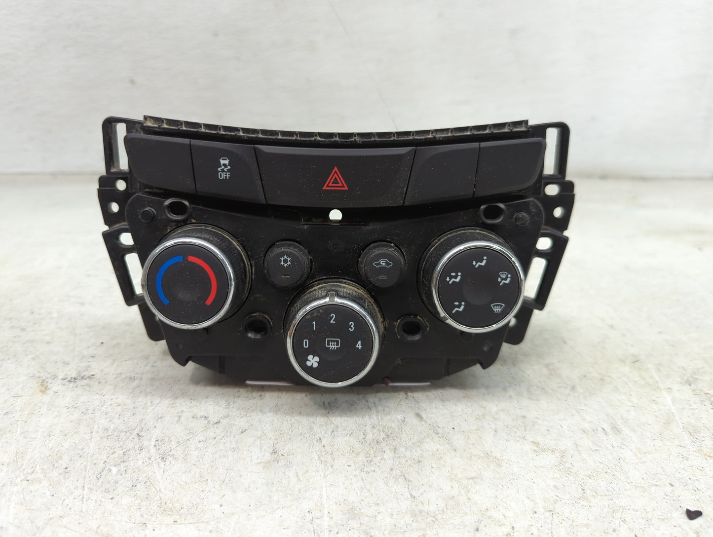 2019 Chevrolet Trax Climate Control Module Temperature AC/Heater Replacement Fits OEM Used Auto Parts - Oemusedautoparts1.co