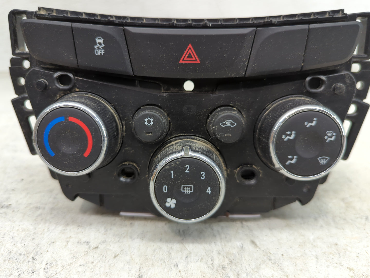 2019 Chevrolet Trax Climate Control Module Temperature AC/Heater Replacement Fits OEM Used Auto Parts - Oemusedautoparts1.co