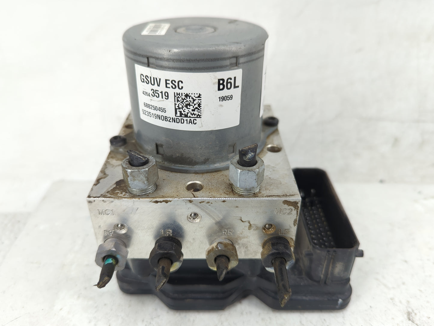 2017-2020 Chevrolet Trax ABS Pump Control Module Replacement P/N:01090942AAA 42643519 Fits Fits 2017 2018 2019 2020 OEM Used
