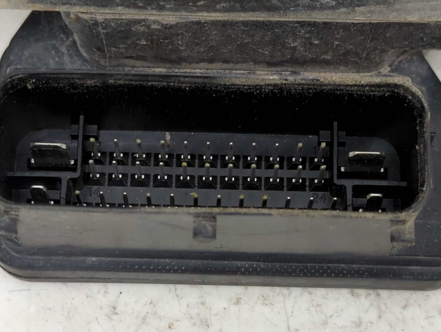 2017-2020 Chevrolet Trax ABS Pump Control Module Replacement P/N:01090942AAA 42643519 Fits Fits 2017 2018 2019 2020 OEM Used
