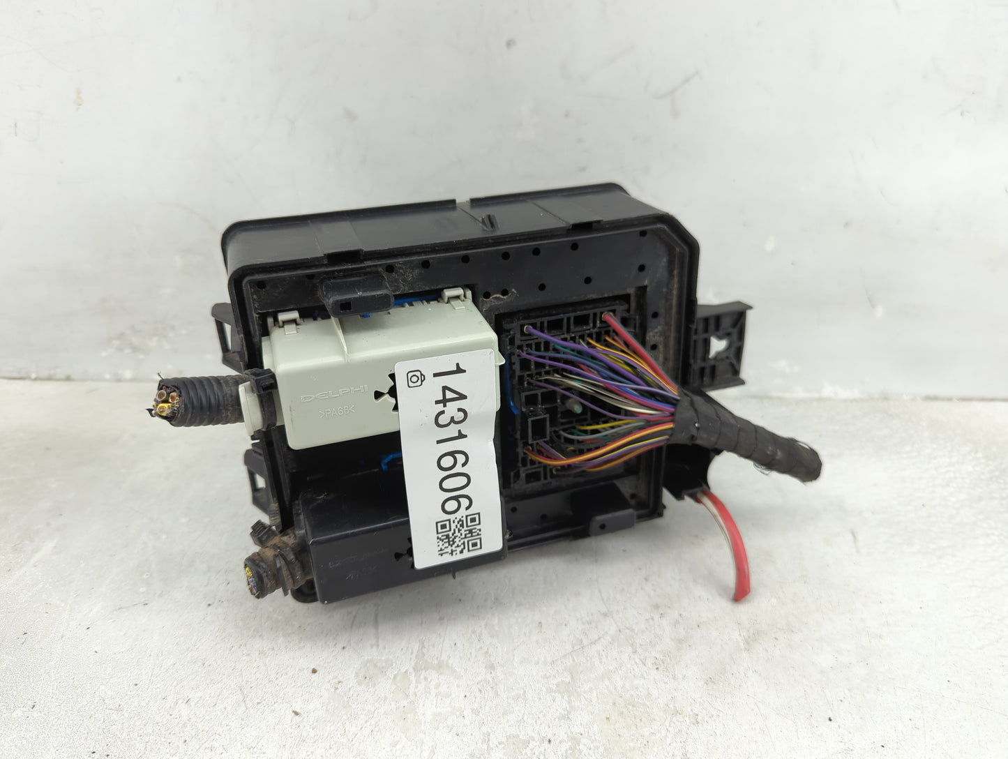 2018-2021 Chevrolet Trax Fusebox Fuse Box Panel Relay Module P/N:42624875 Fits Fits 2018 2019 2020 2021 OEM Used Auto Parts 