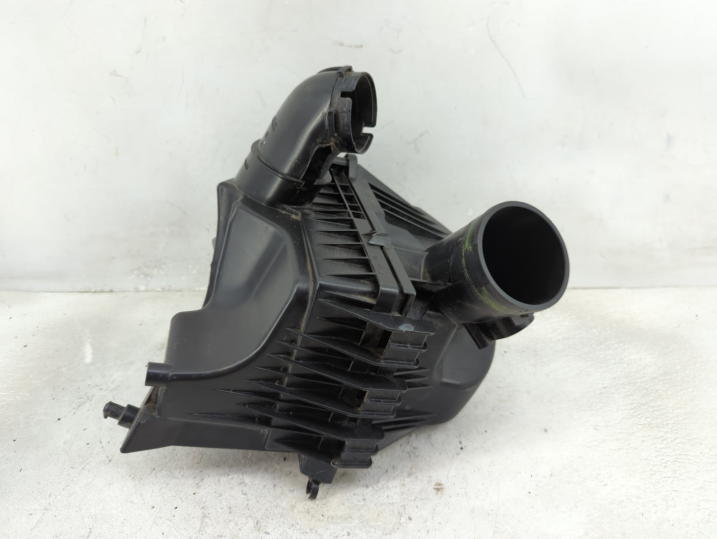 2013-2021 Chevrolet Trax Air Cleaner Intake-duct Hose Tube - Oemusedautoparts1.com