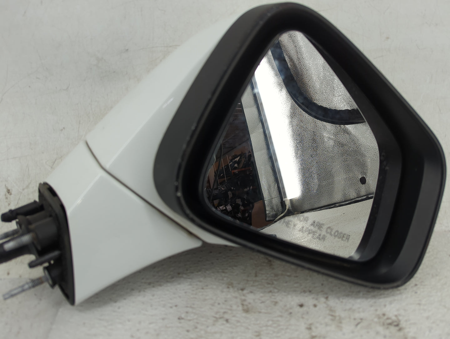 2017-2020 Chevrolet Trax Passenger Side View Mirror - Right Door Mirror OEM Used - Oemusedautoparts1.com