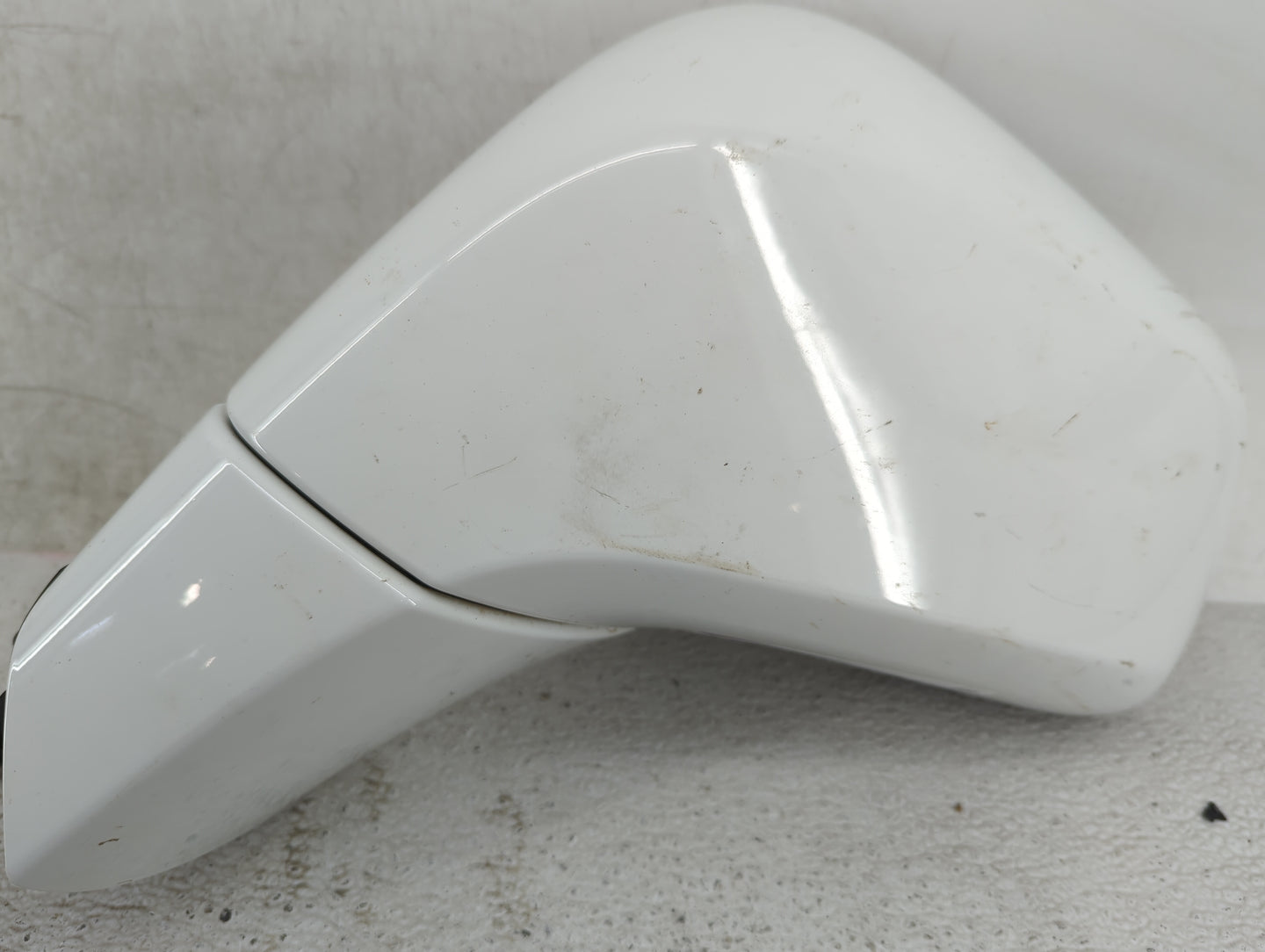 2017-2020 Chevrolet Trax Driver Side View Mirror - Left Door Mirror OEM Used - Oemusedautoparts1.com