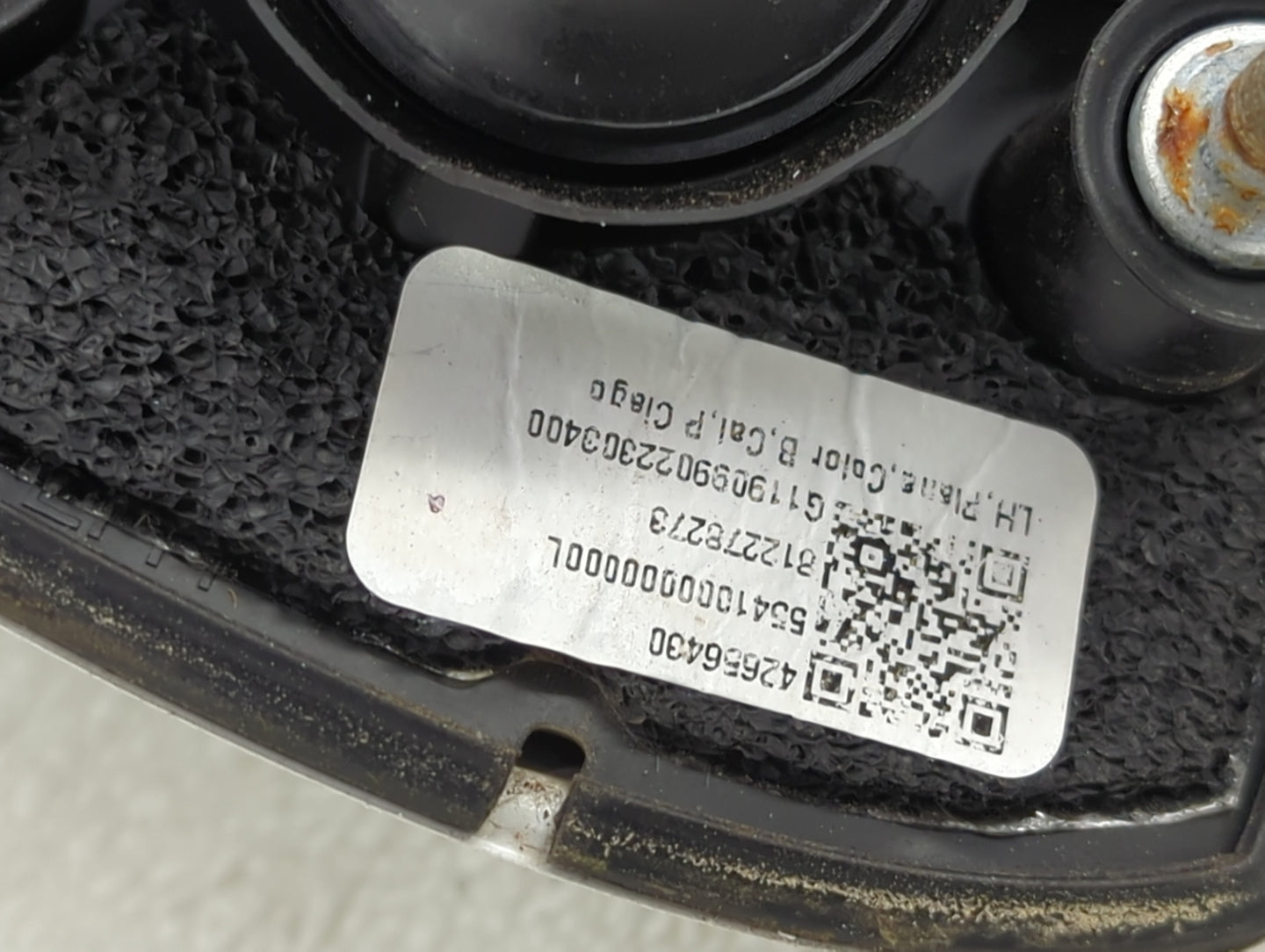 2017-2020 Chevrolet Trax Driver Side View Mirror - Left Door Mirror OEM Used - Oemusedautoparts1.com