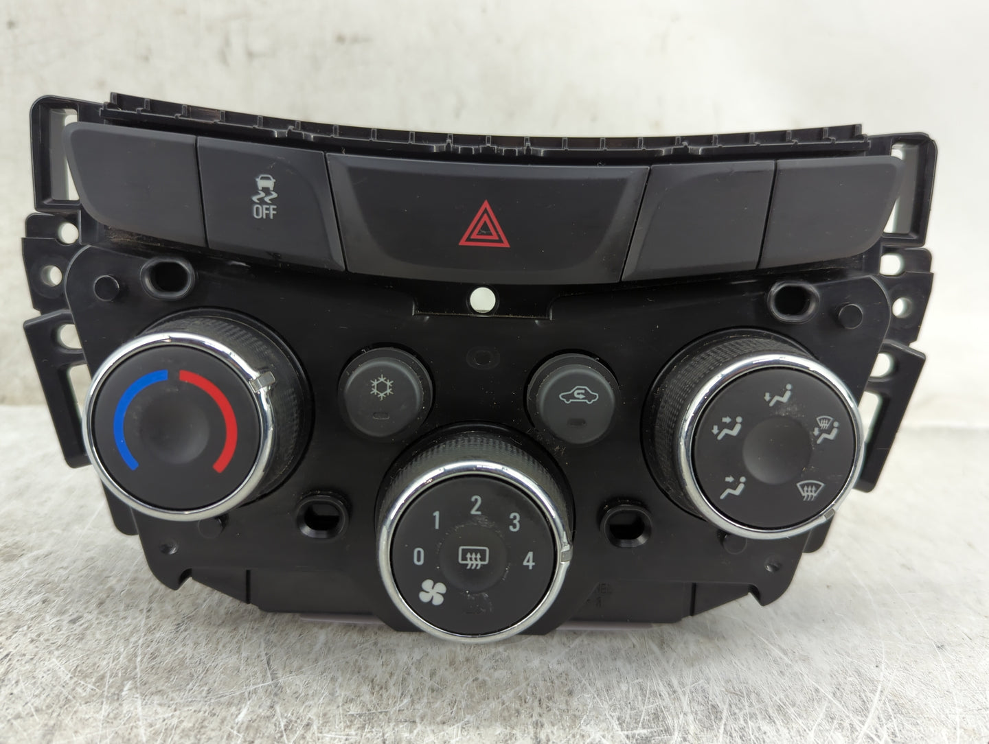 2017-2021 Chevrolet Trax Climate Control Module Temperature AC/Heater Replacement P/N:42588188 Fits Fits 2017 2018 2019 2020