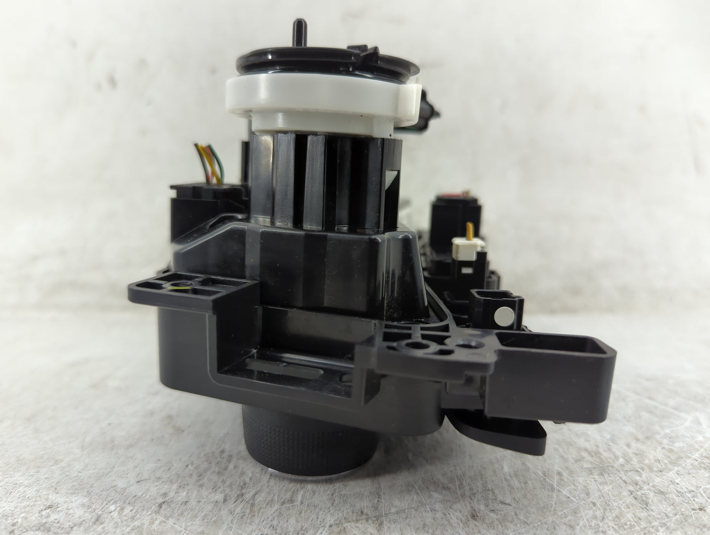 2017-2021 Chevrolet Trax Climate Control Module Temperature AC/Heater Replacement P/N:42588188 Fits Fits 2017 2018 2019 2020