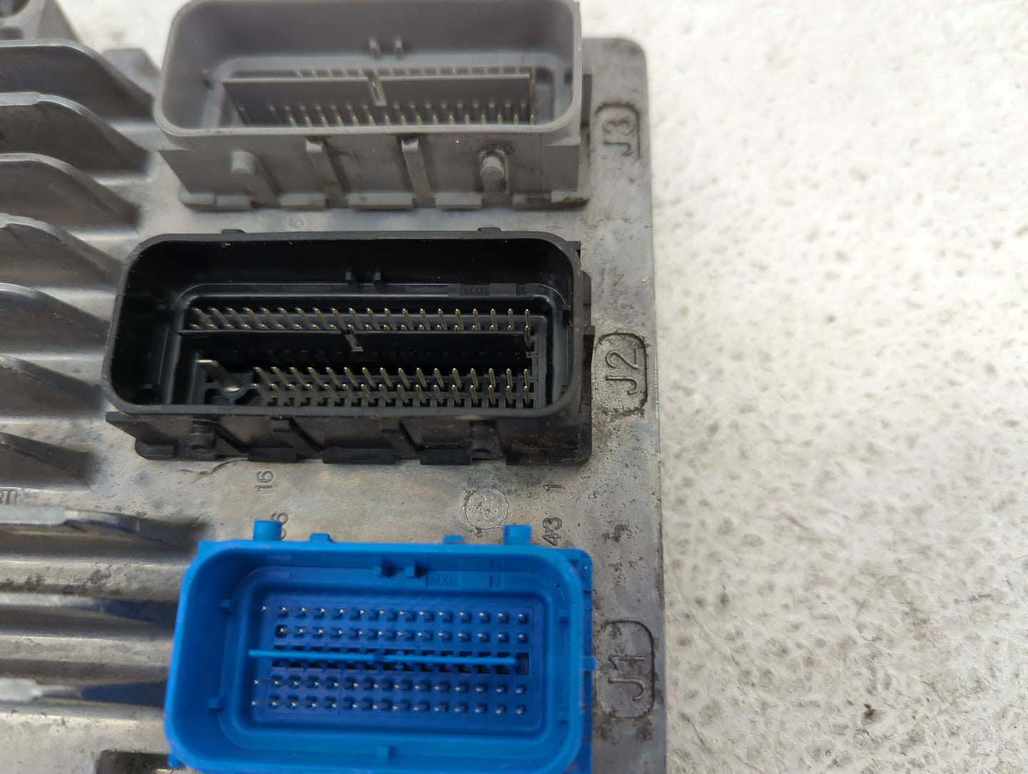 2017-2021 Chevrolet Trax PCM Engine Control Computer ECU ECM PCU OEM P/N:12695536 12692201 Fits Fits 2017 2018 2019 2020 202
