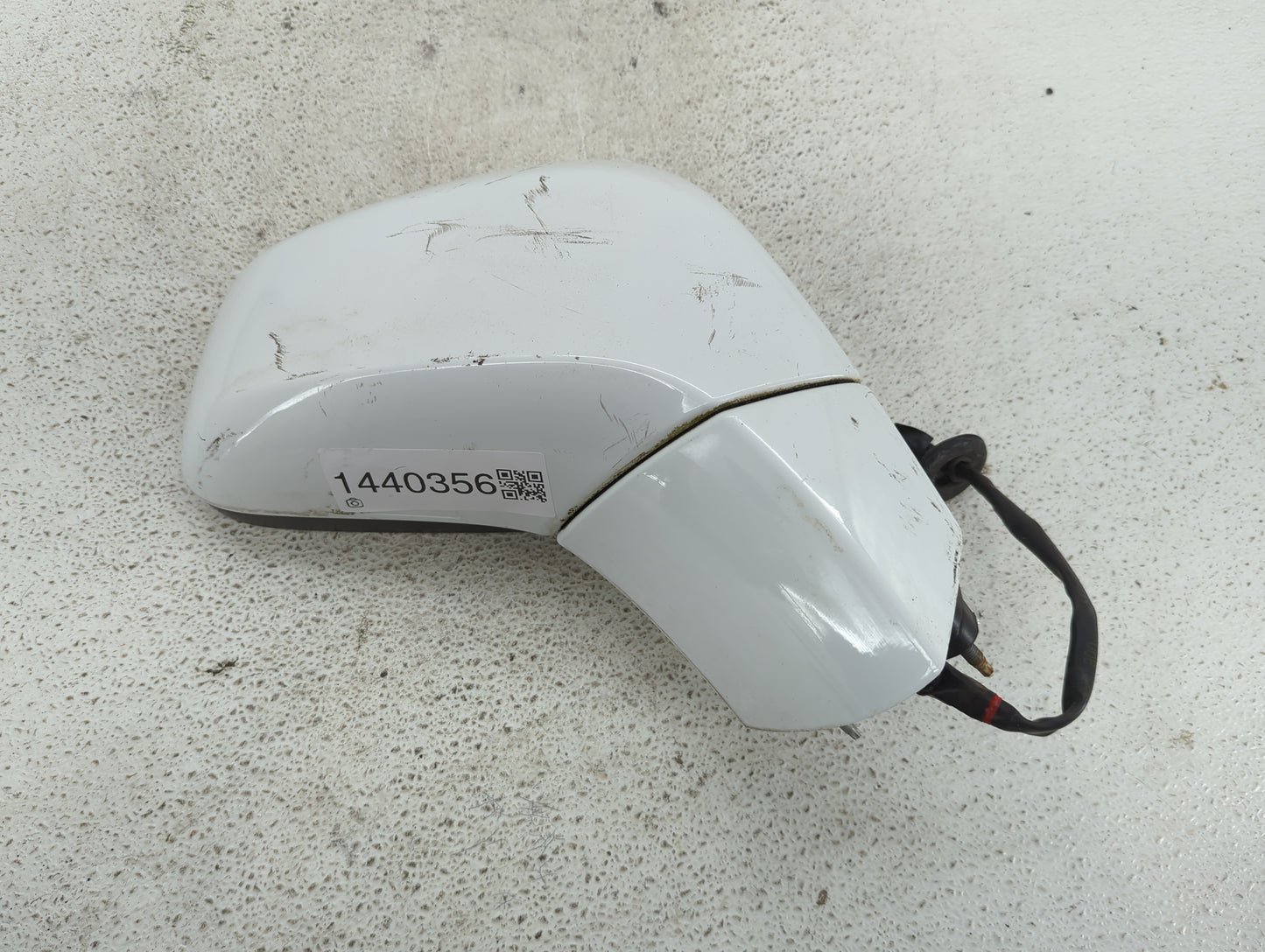 2017-2020 Chevrolet Trax Passenger Side View Mirror - Right Door Mirror OEM Used - Oemusedautoparts1.com