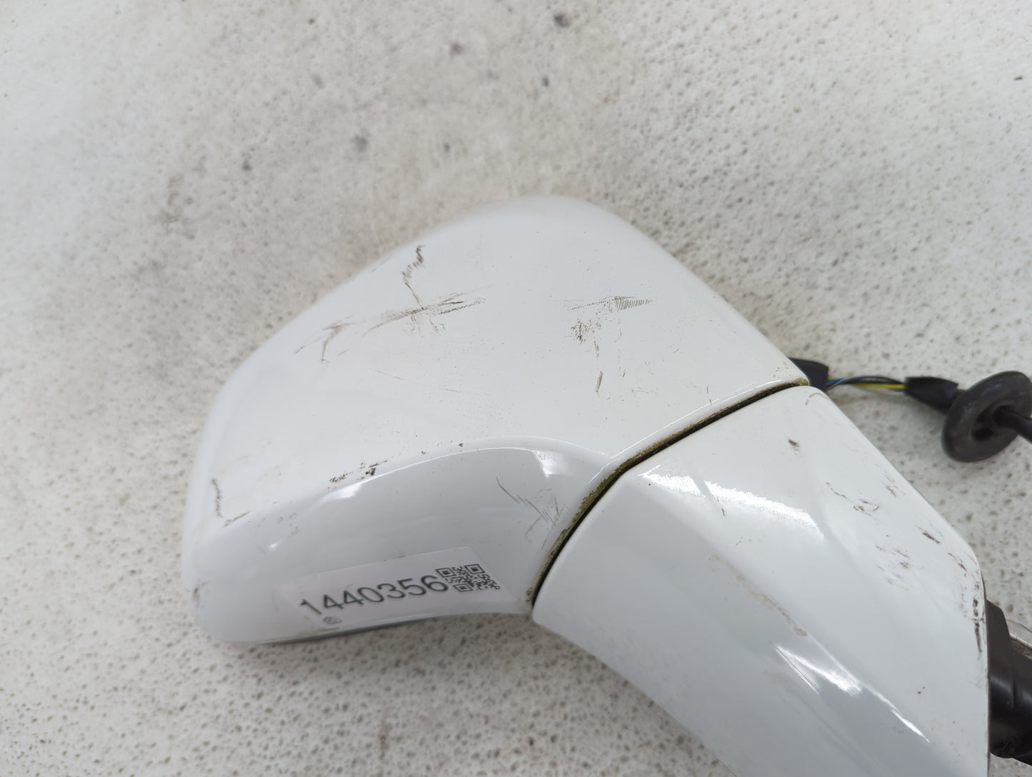 2017-2020 Chevrolet Trax Passenger Side View Mirror - Right Door Mirror OEM Used - Oemusedautoparts1.com