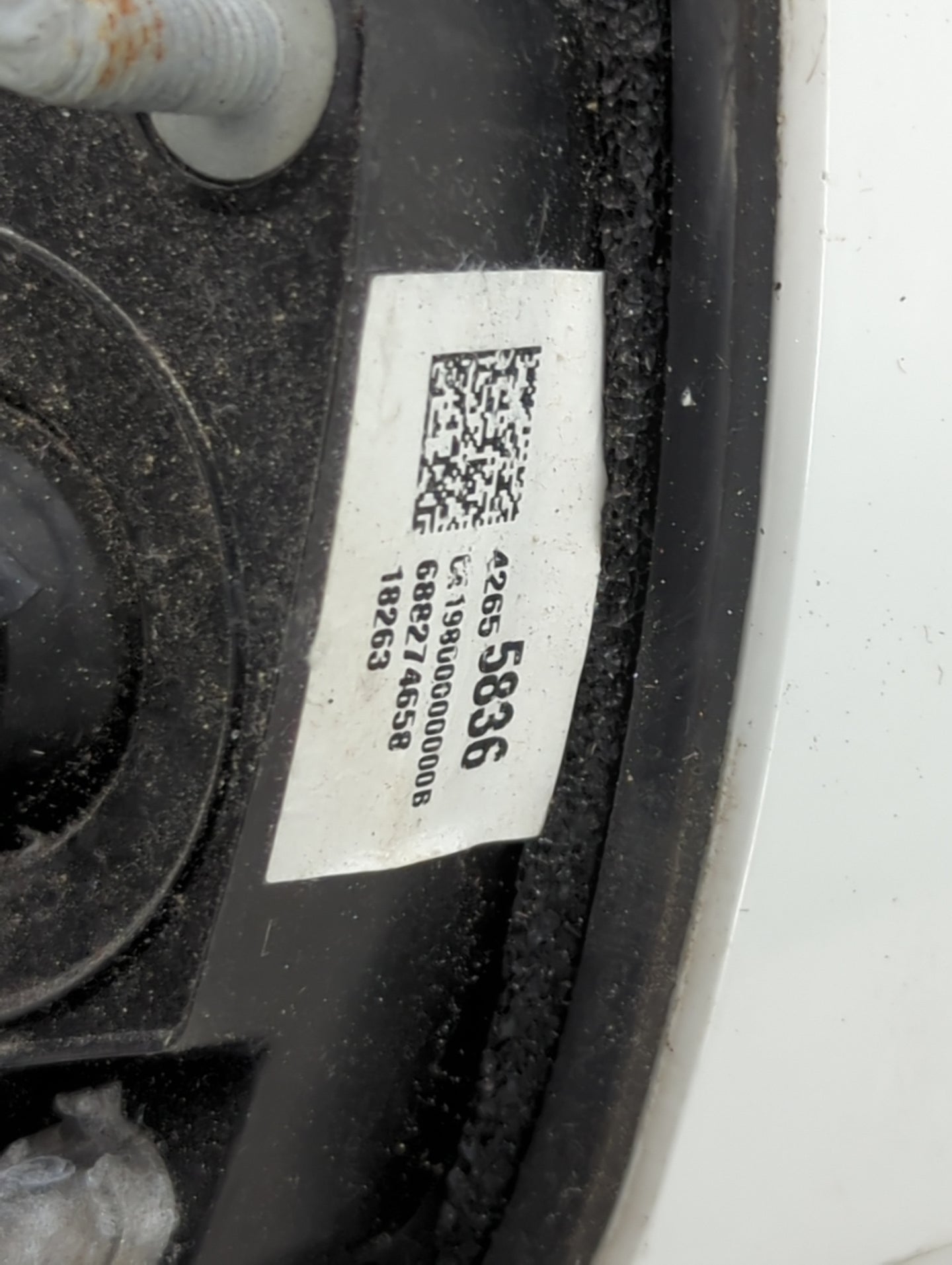 2017-2020 Chevrolet Trax Driver Side View Mirror - Left Door Mirror OEM Used - Oemusedautoparts1.com