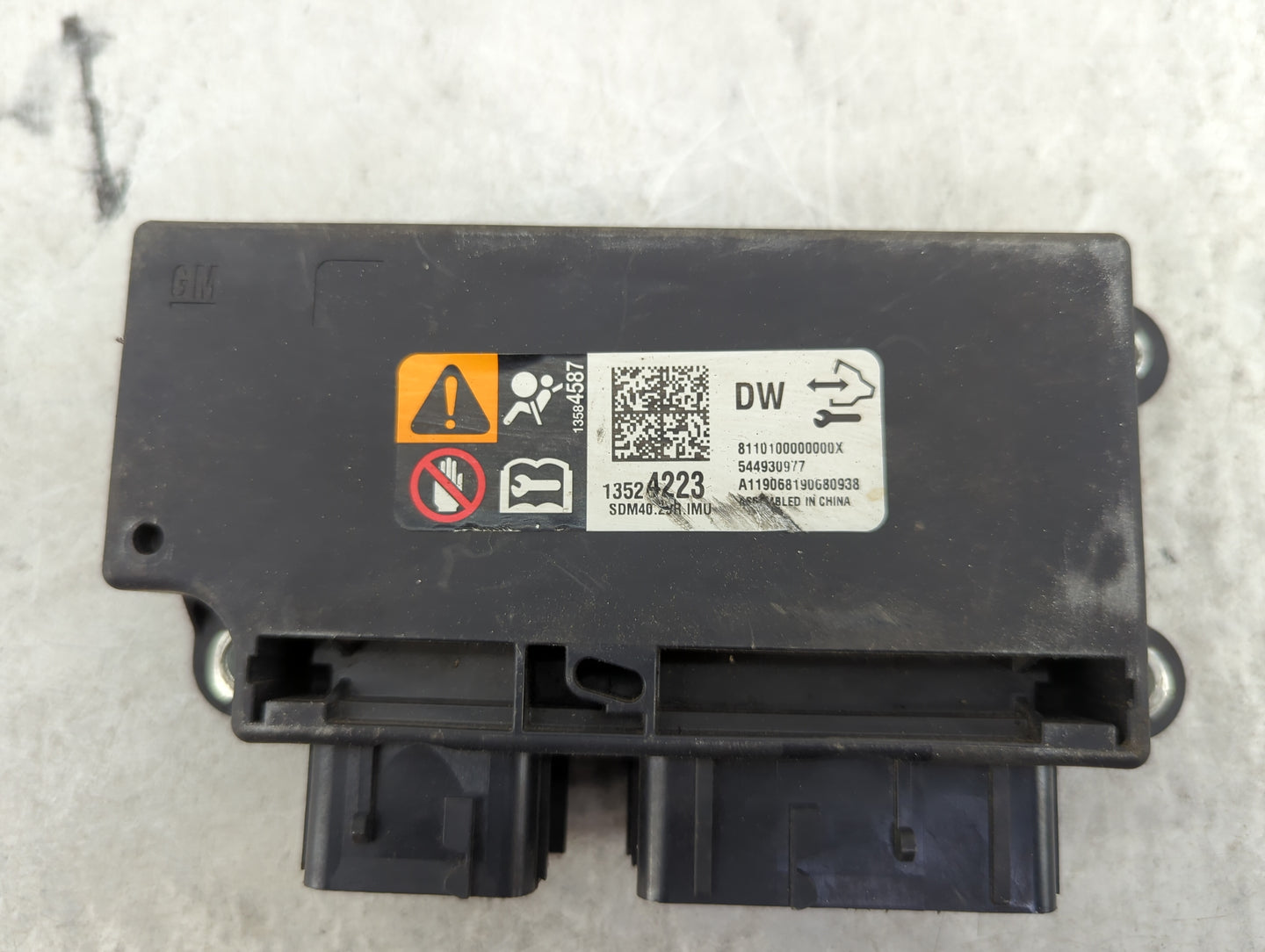 2018-2021 Chevrolet Trax Safety Restraint Srs Airbag Control Module - Oemusedautoparts1.com