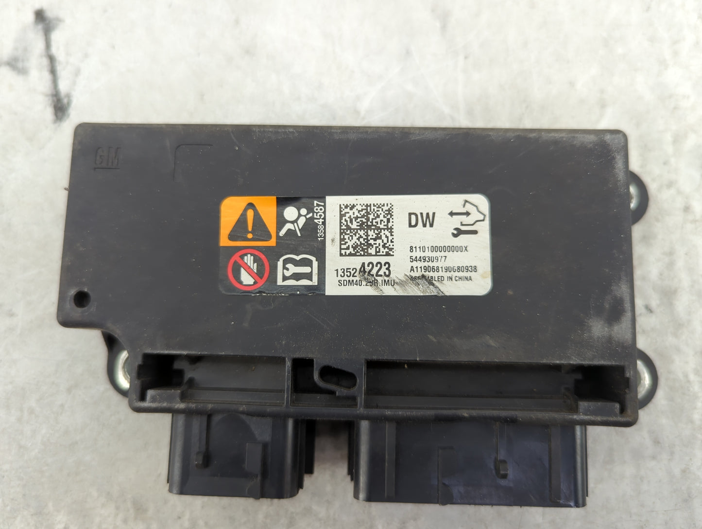 2018-2021 Chevrolet Trax Safety Restraint Srs Airbag Control Module - Oemusedautoparts1.com