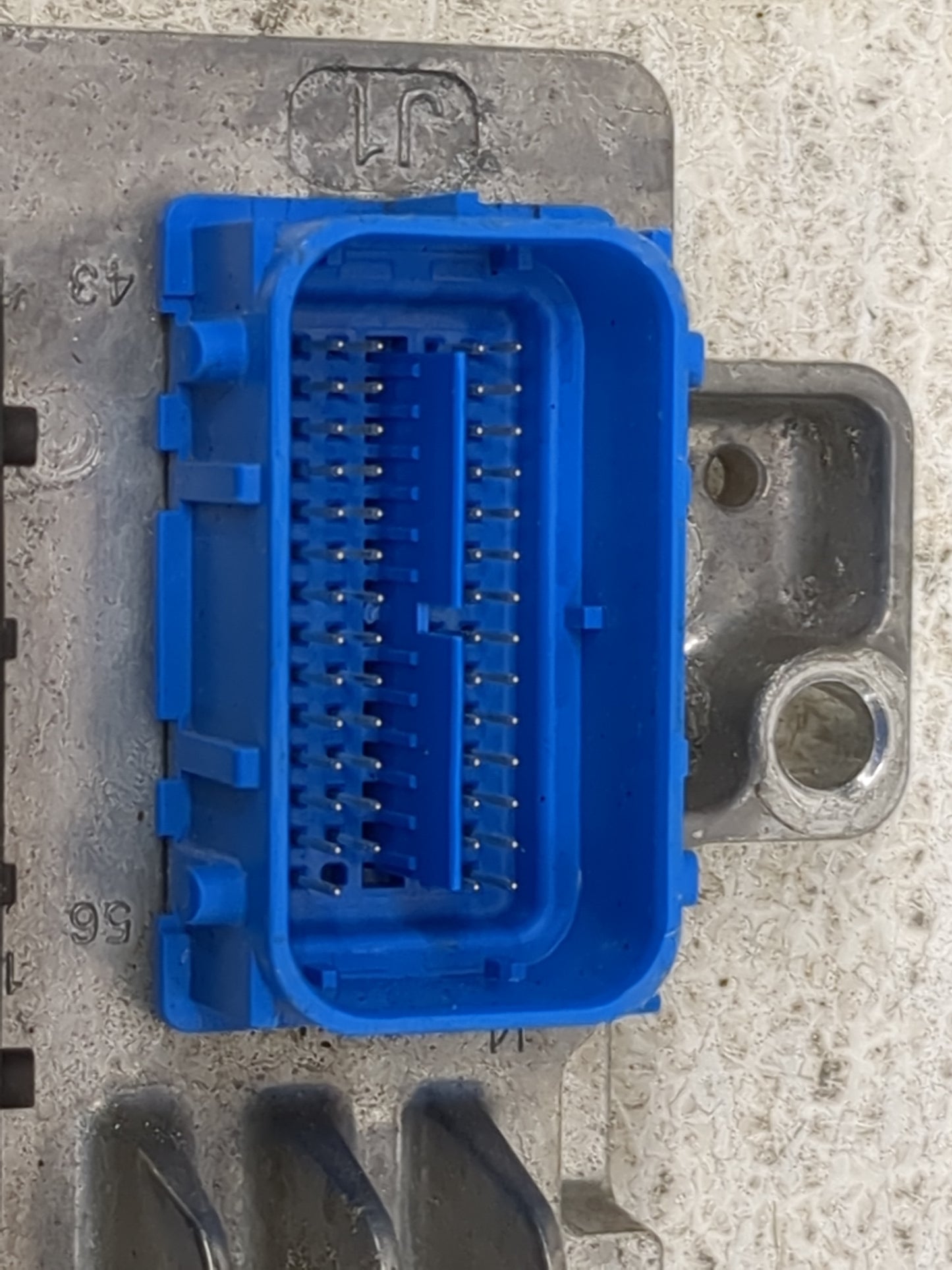 2017-2021 Chevrolet Trax PCM Engine Control Computer ECU ECM PCU OEM P/N:12679097 Fits Fits 2017 2018 2019 2020 2021 OEM Use