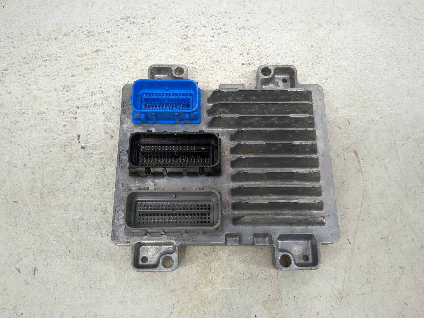 2017-2021 Chevrolet Trax PCM Engine Control Computer ECU ECM PCU OEM P/N:12695536 Fits Fits 2017 2018 2019 2020 2021 OEM Use