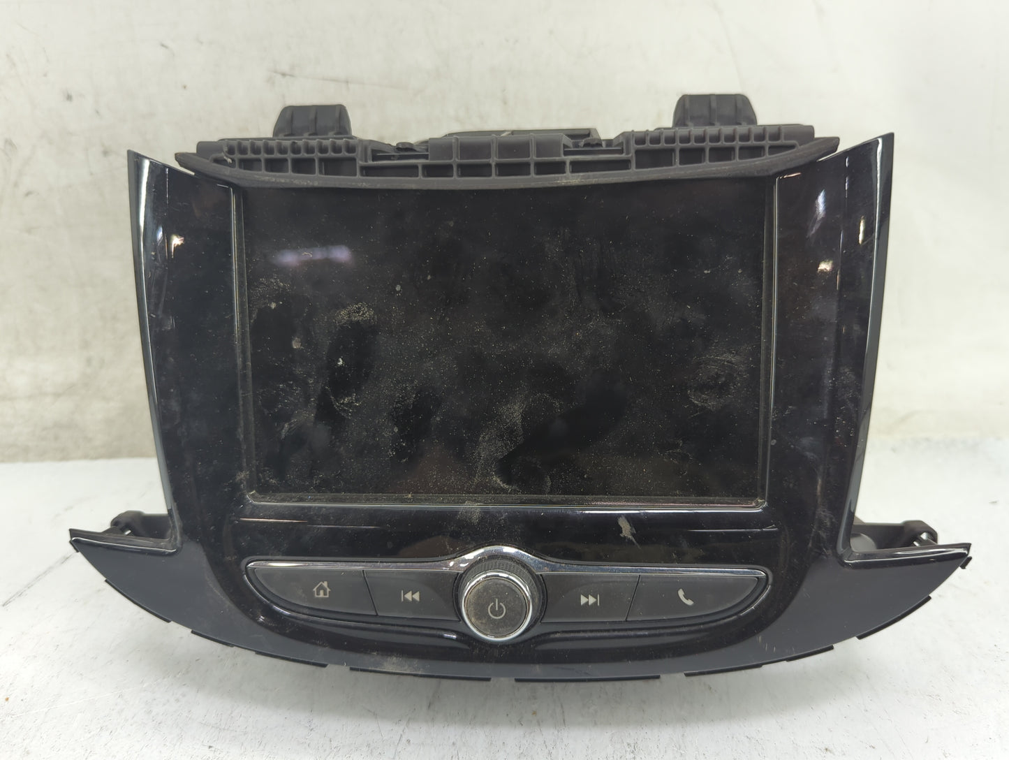 2018-2019 Chevrolet Trax Radio AM FM Cd Player Receiver Replacement P/N:84388577 FT0108A, 2024B-FT0108A Fits Fits 2018 2019 