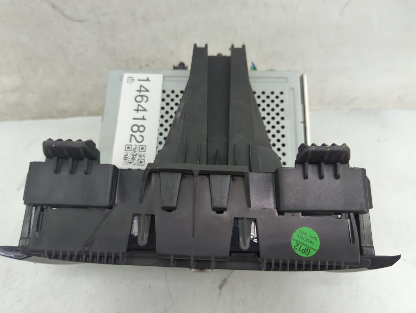 2018-2019 Chevrolet Trax Radio AM FM Cd Player Receiver Replacement P/N:84388577 FT0108A, 2024B-FT0108A Fits Fits 2018 2019 