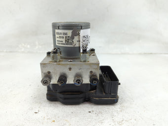 compare product 2017-2021 Chevrolet Trax ABS Pump Control Module Replacement P/N:42643519 688250455 Fits Fits 2017 2018 2019 2020 2021 OEM Used Auto Parts