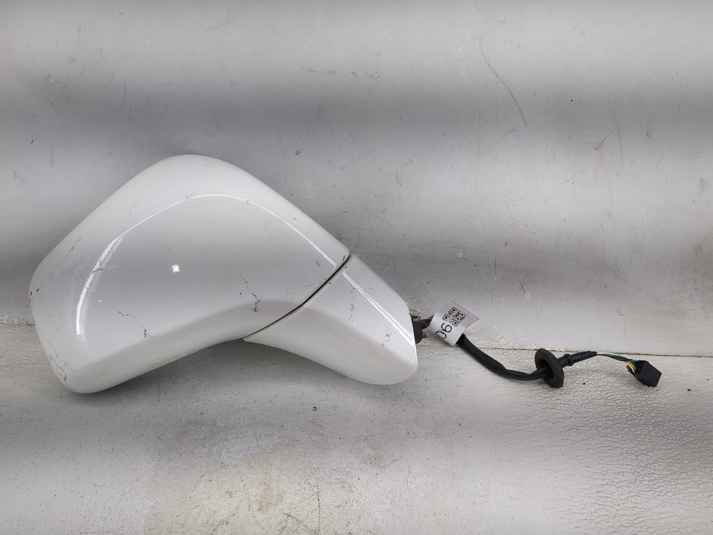 2017-2020 Chevrolet Trax Passenger Side View Mirror - Right Door Mirror OEM Used - Oemusedautoparts1.com