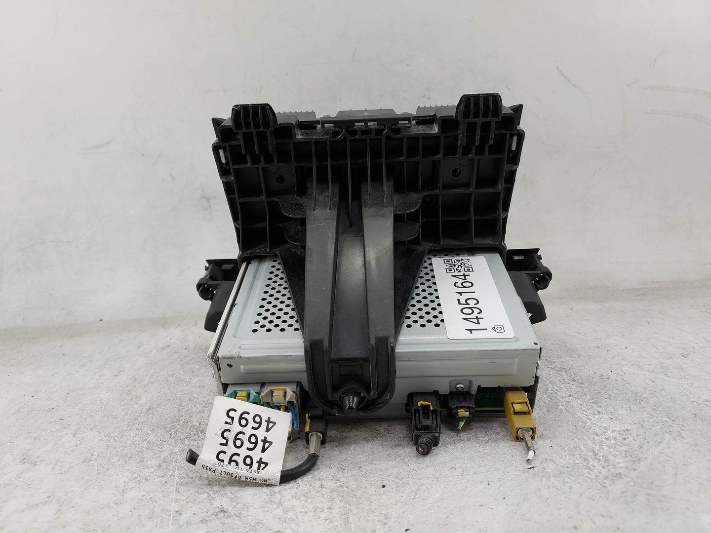 2018-2019 Chevrolet Trax Radio AM FM Cd Player Receiver Replacement P/N:84610605 FT0108A, BABFT0108A Fits Fits 2018 2019 OEM