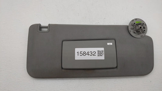 2017-2018 Chevrolet Trax Sun Visor Shade Replacement Passenger Right Mirror Fits Fits 2017 2018 OEM Used Auto Parts - Oemuse