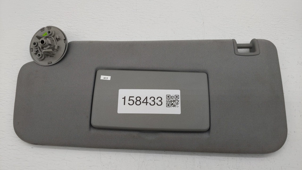 2017-2018 Chevrolet Trax Sun Visor Shade Replacement Driver Left Mirror Fits Fits 2017 2018 OEM Used Auto Parts - Oemusedaut