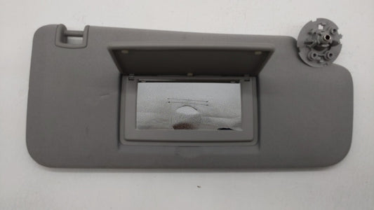 2017-2021 Chevrolet Trax Sun Visor Shade Replacement Passenger Right Mirror Fits Fits 2017 2018 2019 2020 2021 OEM Used Auto