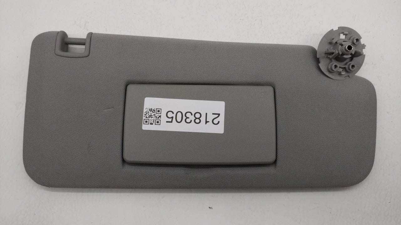 2017-2021 Chevrolet Trax Sun Visor Shade Replacement Passenger Right Mirror Fits Fits 2017 2018 2019 2020 2021 OEM Used Auto