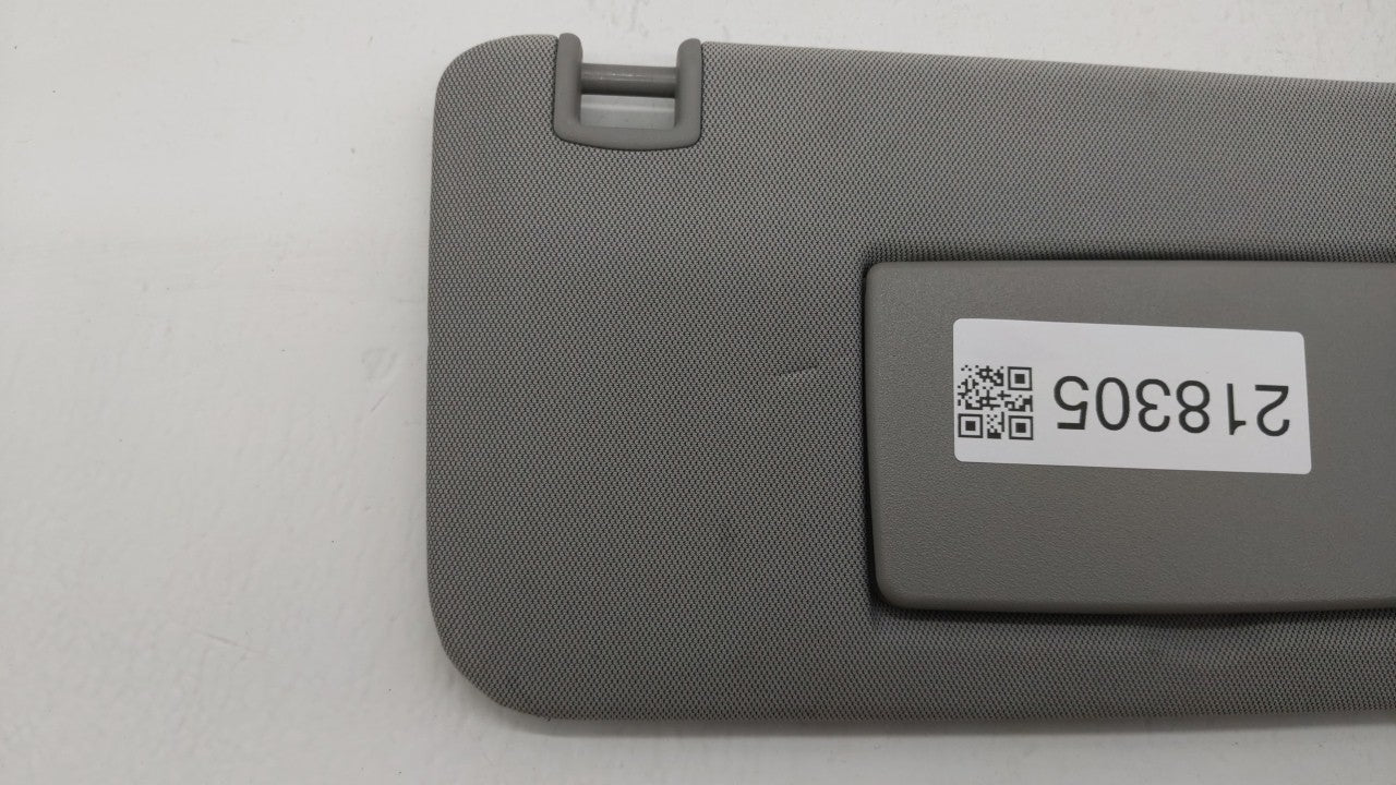 2017-2021 Chevrolet Trax Sun Visor Shade Replacement Passenger Right Mirror Fits Fits 2017 2018 2019 2020 2021 OEM Used Auto