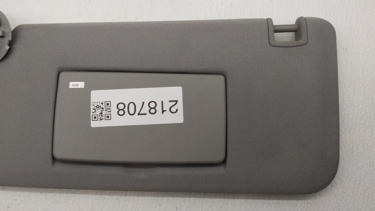 2017-2018 Chevrolet Trax Sun Visor Shade Replacement Driver Left Mirror Fits Fits 2017 2018 OEM Used Auto Parts - Oemusedaut