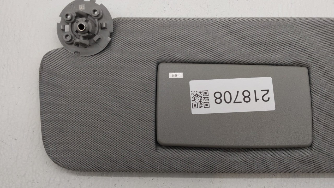 2017-2018 Chevrolet Trax Sun Visor Shade Replacement Driver Left Mirror Fits Fits 2017 2018 OEM Used Auto Parts - Oemusedaut