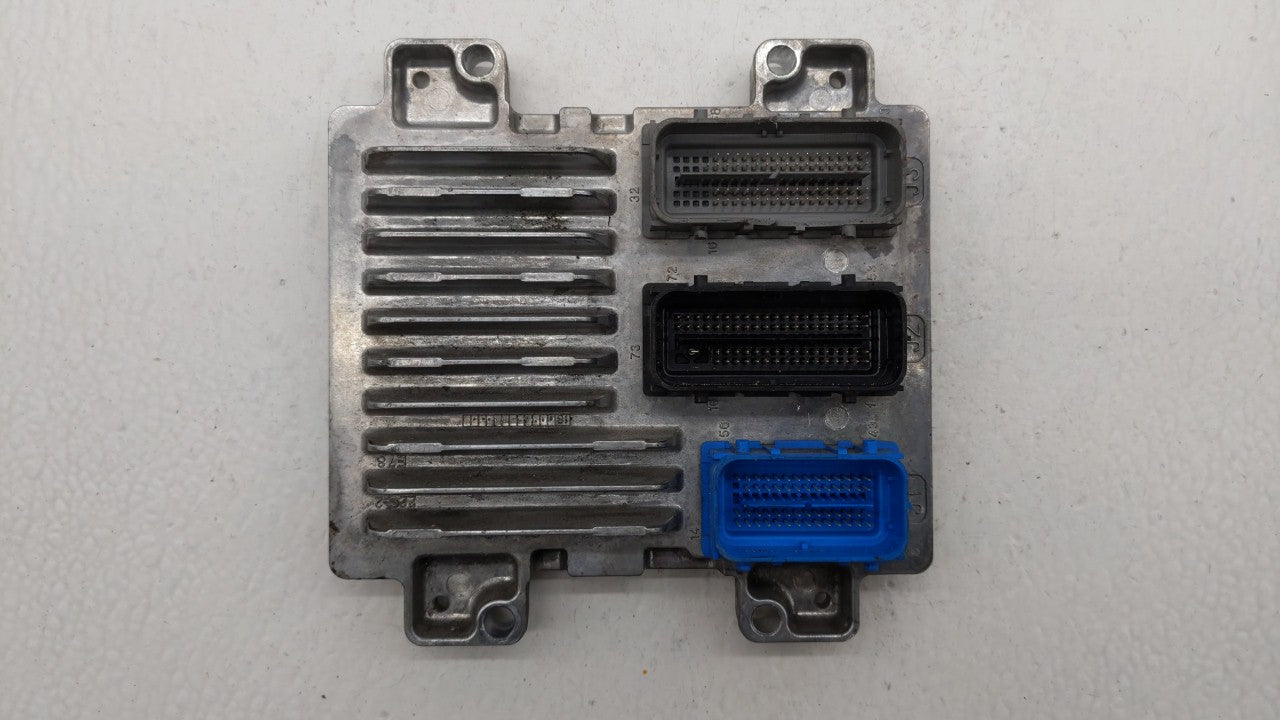2017-2018 Chevrolet Trax PCM Engine Control Computer ECU ECM PCU OEM P/N:12685776 12668986, 12692201 Fits Fits 2017 2018 201