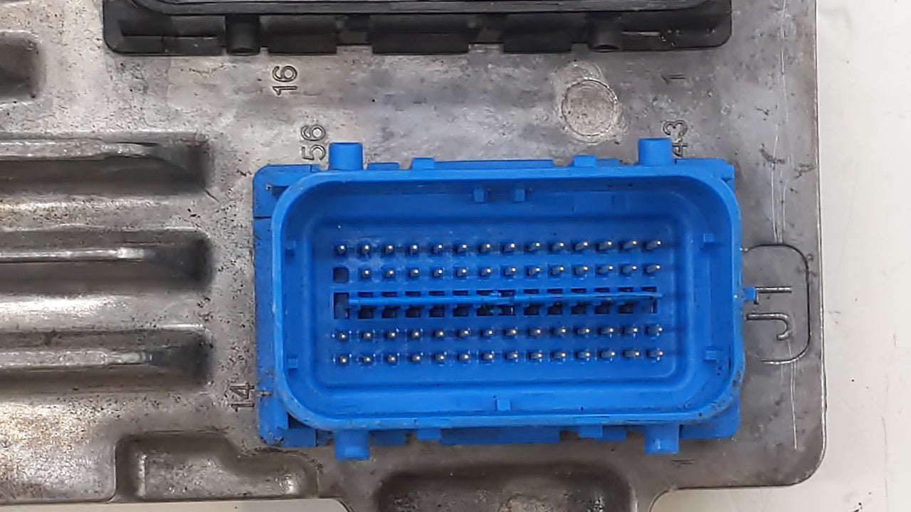 2017-2018 Chevrolet Trax PCM Engine Control Computer ECU ECM PCU OEM P/N:12685776 12668986, 12692201 Fits Fits 2017 2018 201