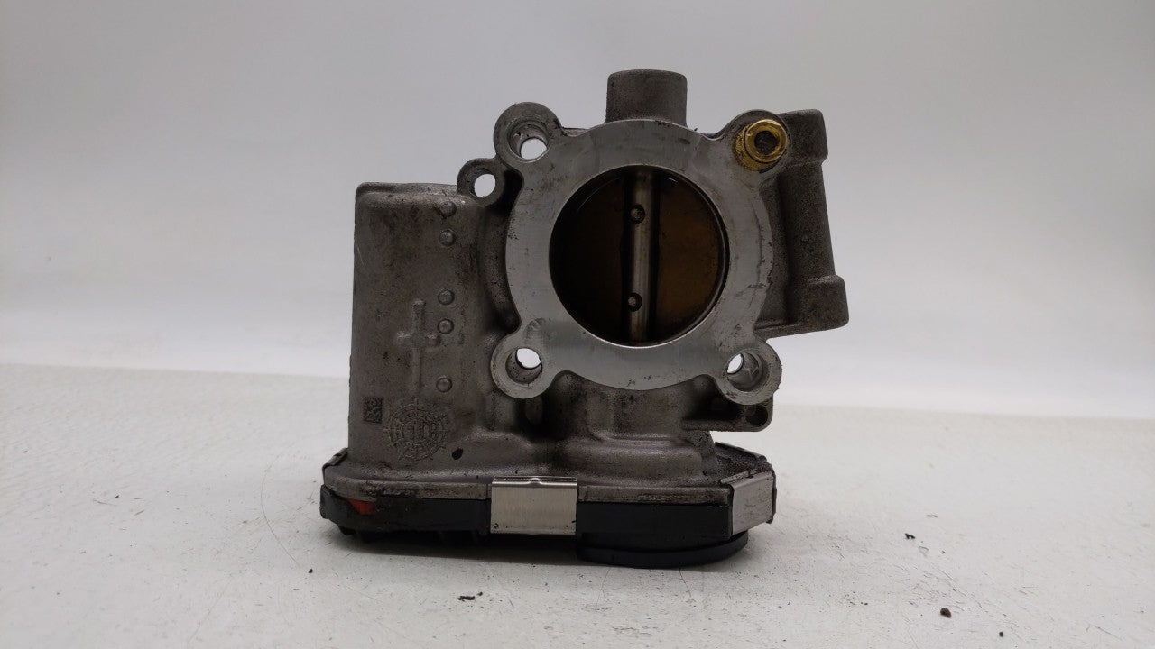 2013-2018 Chevrolet Trax Throttle Body P/N:55565489 12644239AA, 55581662 Fits Fits 2011 2012 2013 2014 2015 2016 2017 2018 2