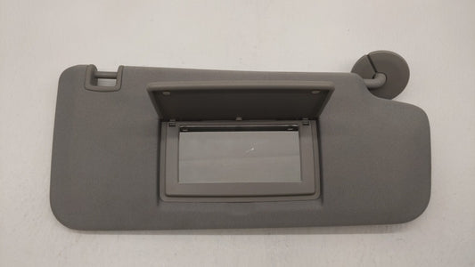 2017-2018 Chevrolet Trax Sun Visor Shade Replacement Passenger Right Mirror Fits Fits 2017 2018 OEM Used Auto Parts - Oemuse