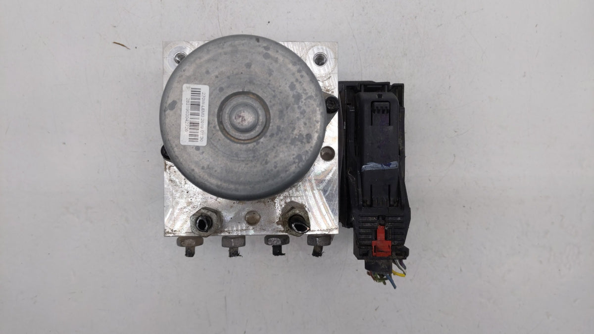 2017-2020 Chevrolet Trax Anti-Lock Brake ABS Pump Module Actuator OEM P/N:42643519 Fits Fits 2017 2018 2019 2020 OEM Used Au
