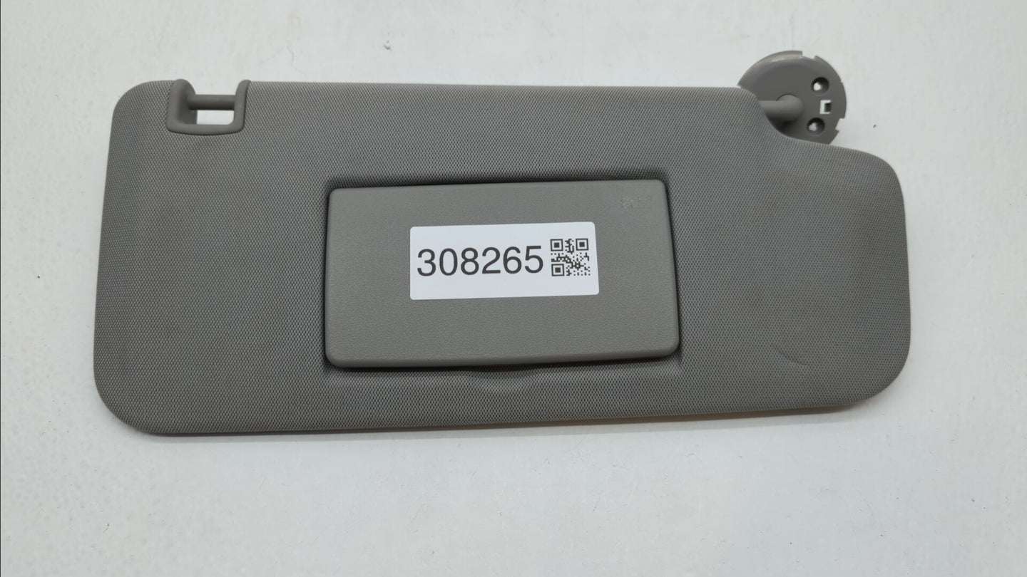 2017-2018 Chevrolet Trax Sun Visor Shade Replacement Passenger Right Mirror Fits Fits 2017 2018 OEM Used Auto Parts - Oemuse