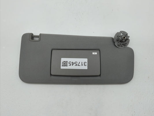 2017-2018 Chevrolet Trax Sun Visor Shade Replacement Passenger Right Mirror Fits Fits 2017 2018 OEM Used Auto Parts