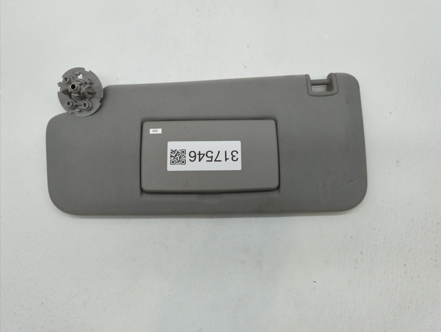 2017-2018 Chevrolet Trax Sun Visor Shade Replacement Driver Left Mirror Fits Fits 2017 2018 OEM Used Auto Parts - Oemusedaut