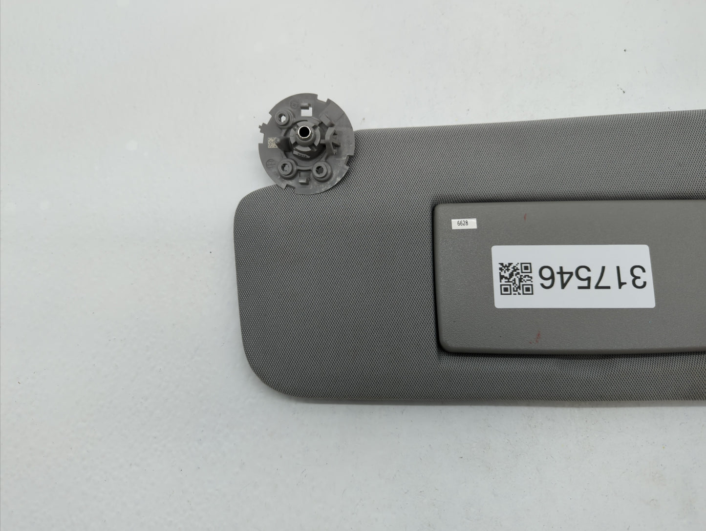 2017-2018 Chevrolet Trax Sun Visor Shade Replacement Driver Left Mirror Fits Fits 2017 2018 OEM Used Auto Parts - Oemusedaut