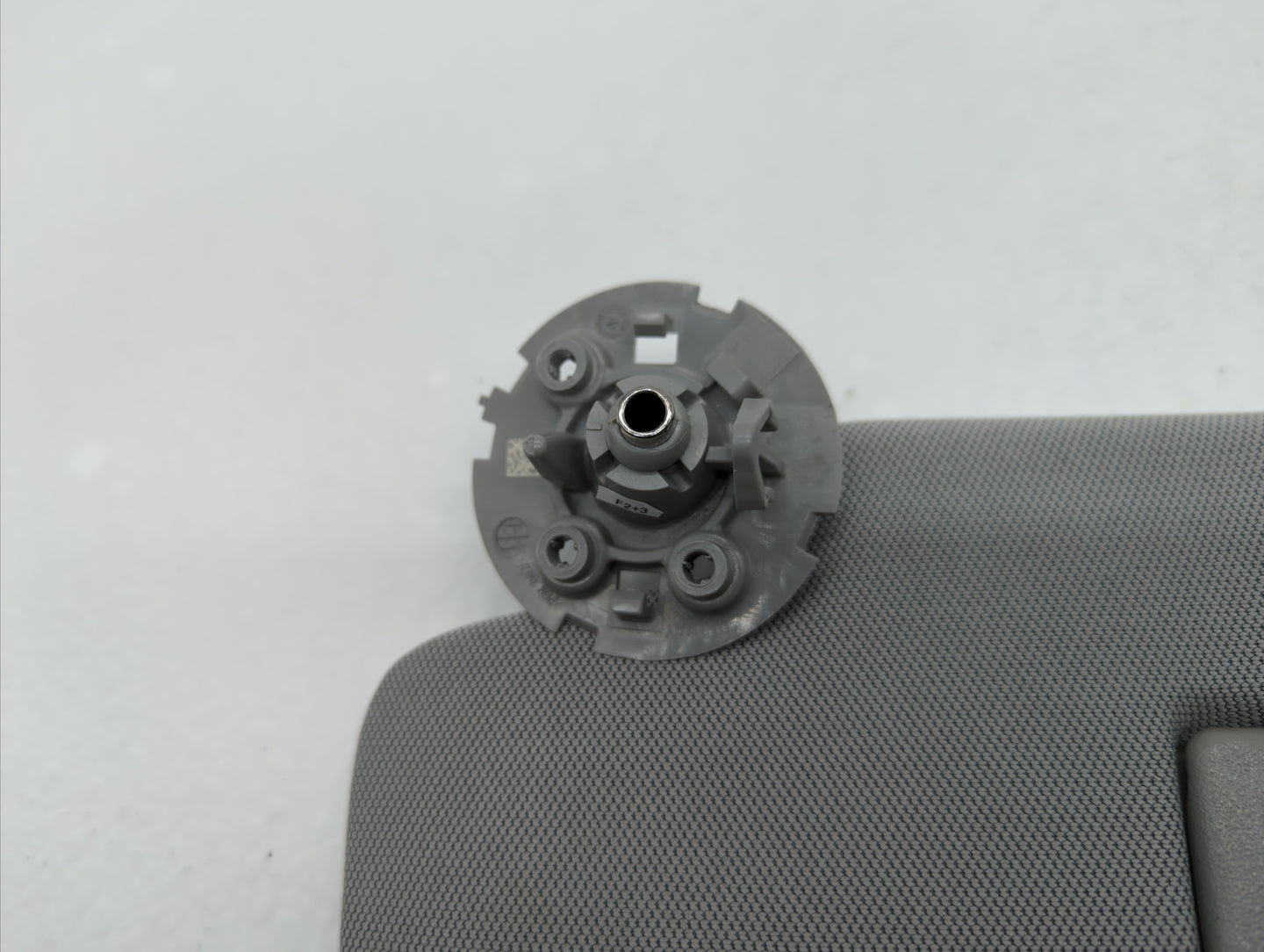 2017-2018 Chevrolet Trax Sun Visor Shade Replacement Driver Left Mirror Fits Fits 2017 2018 OEM Used Auto Parts - Oemusedaut