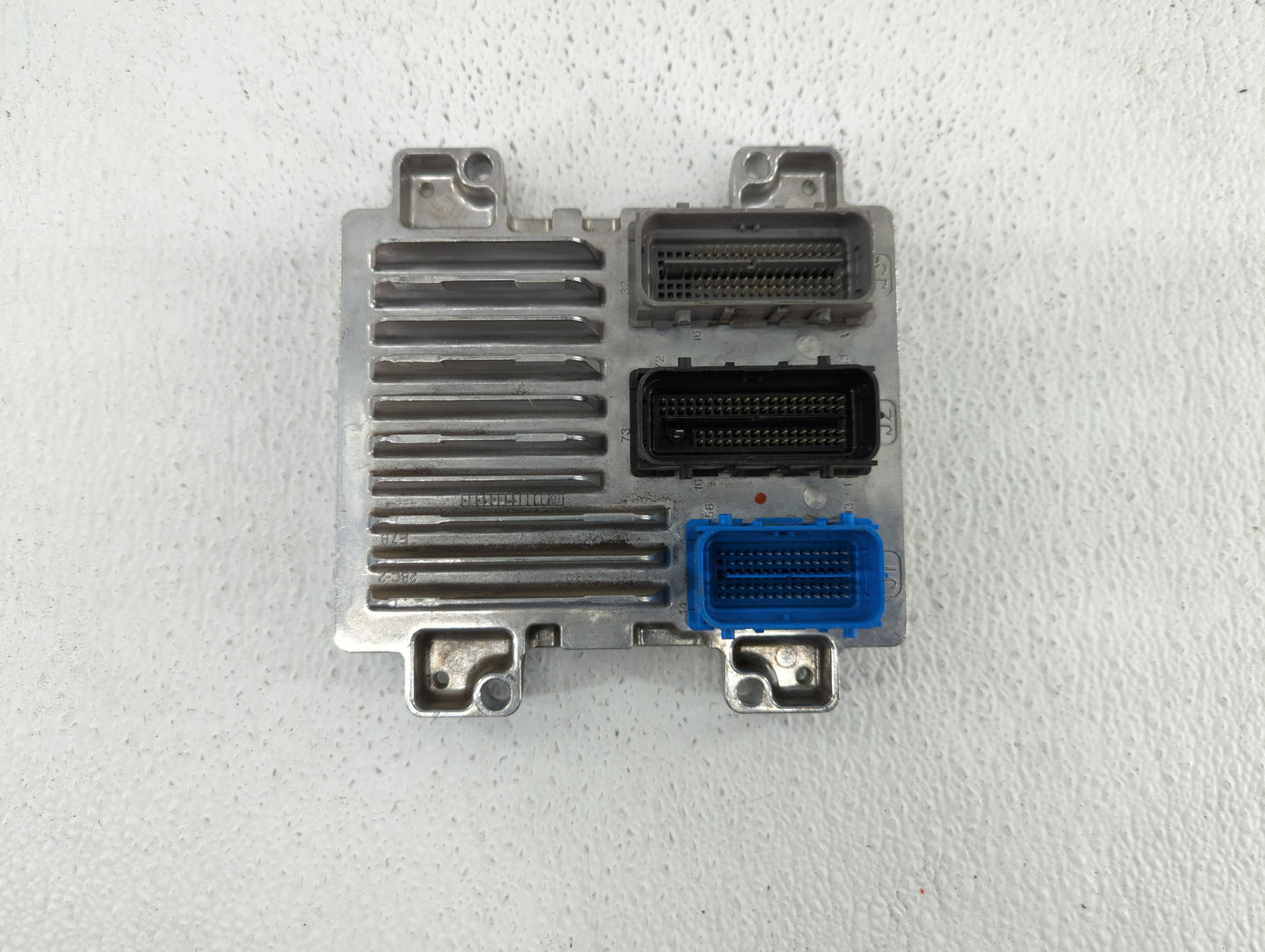 2017-2018 Chevrolet Trax PCM Engine Control Computer ECU ECM PCU OEM P/N:12692201 12685936, 12668986 Fits Fits 2017 2018 201